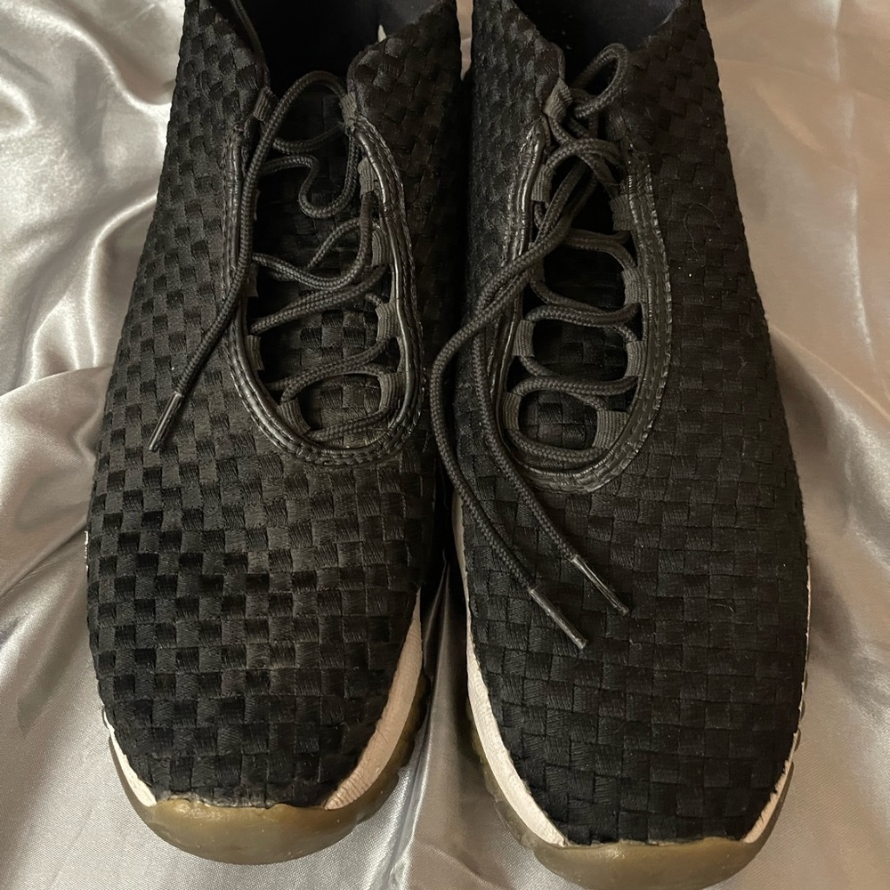 Mens shoes